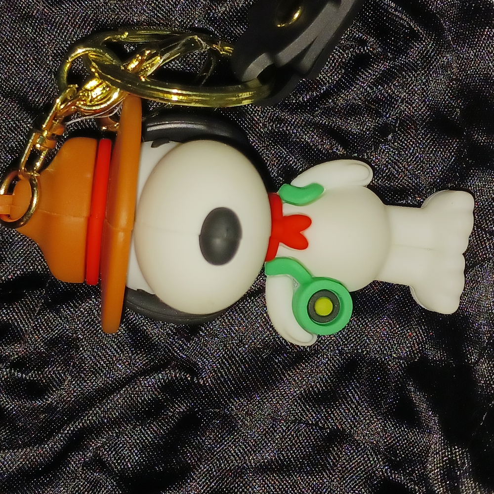 Fashion Jewelry Black and White Key Holder with Cute Design - Picture 7 of 9